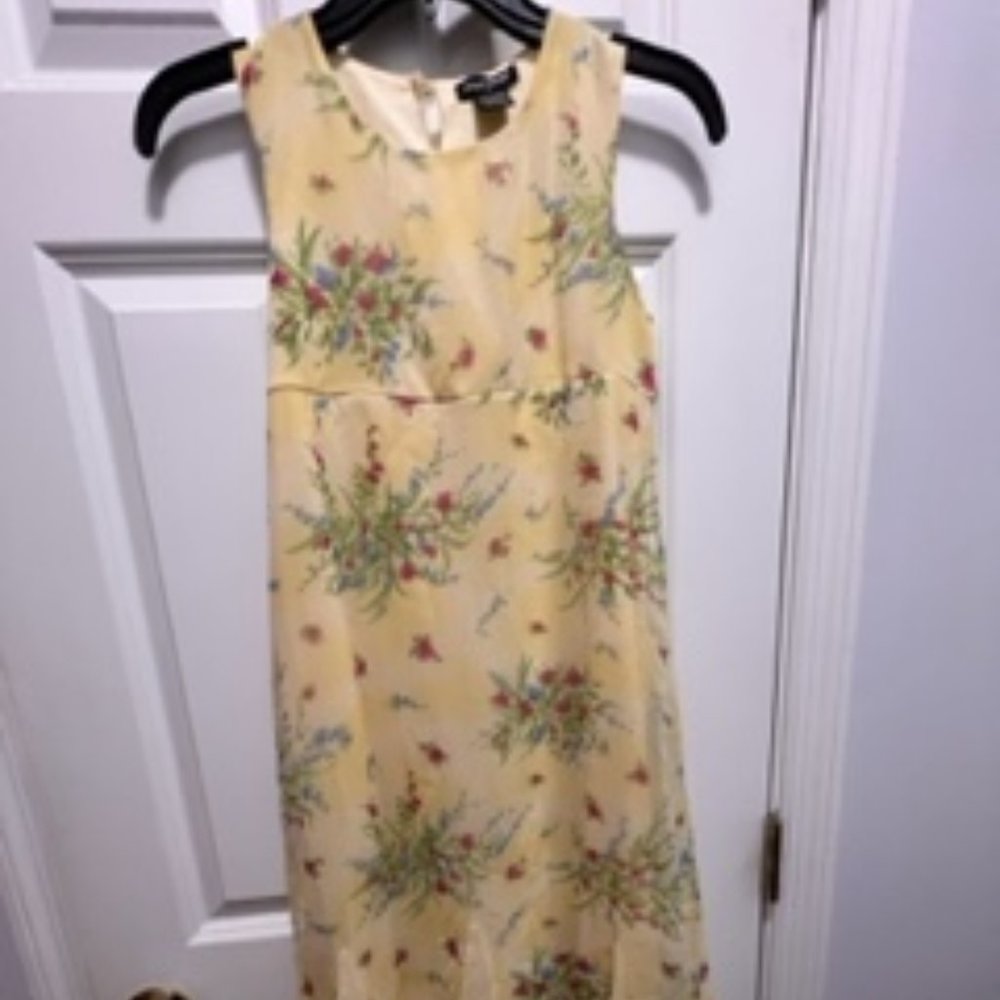 Great Escape size 12 floral dress